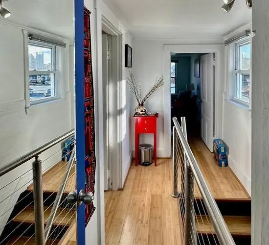 Apartment Unique Artsy 2 Bdrm 1.5 Mi From Downtown Pittsburgh