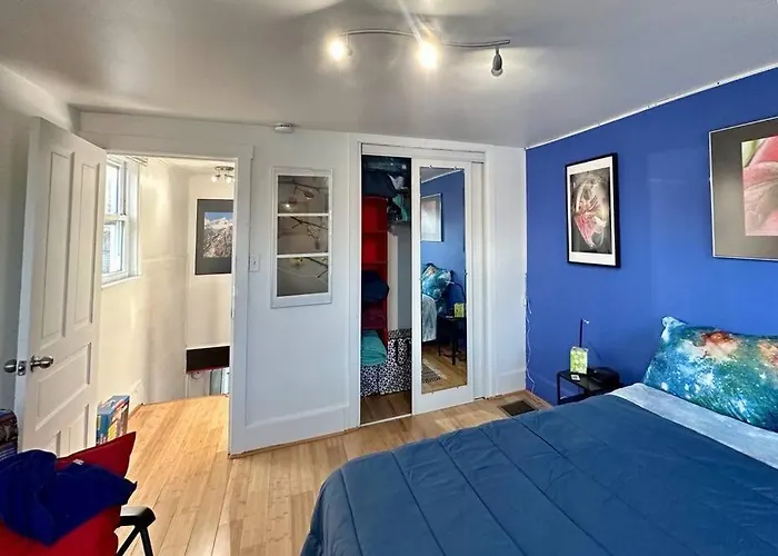 Unique Artsy 2 Bdrm 1.5 Mi From Downtown